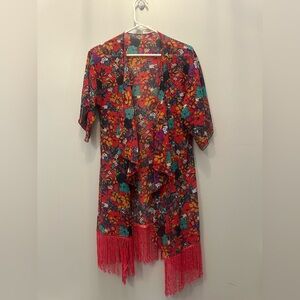 EUC Lularoe Floral Kimono with Fringe. Women’s Small
